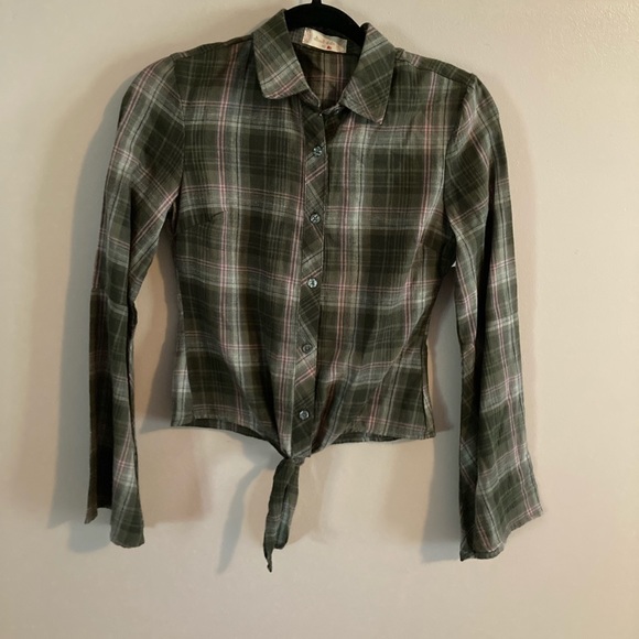 Altar'd State Tops - Plaid button down top | size XS | crop